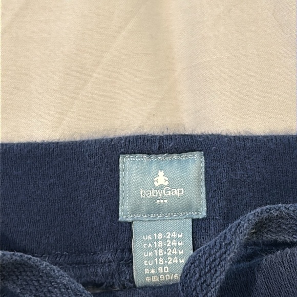 GAP - Toddler kids 3 piece outfit/set. Size 18-24 months - Picture 7 of 8